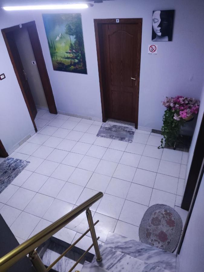 Dafina Hotel Tirana Bagian luar foto