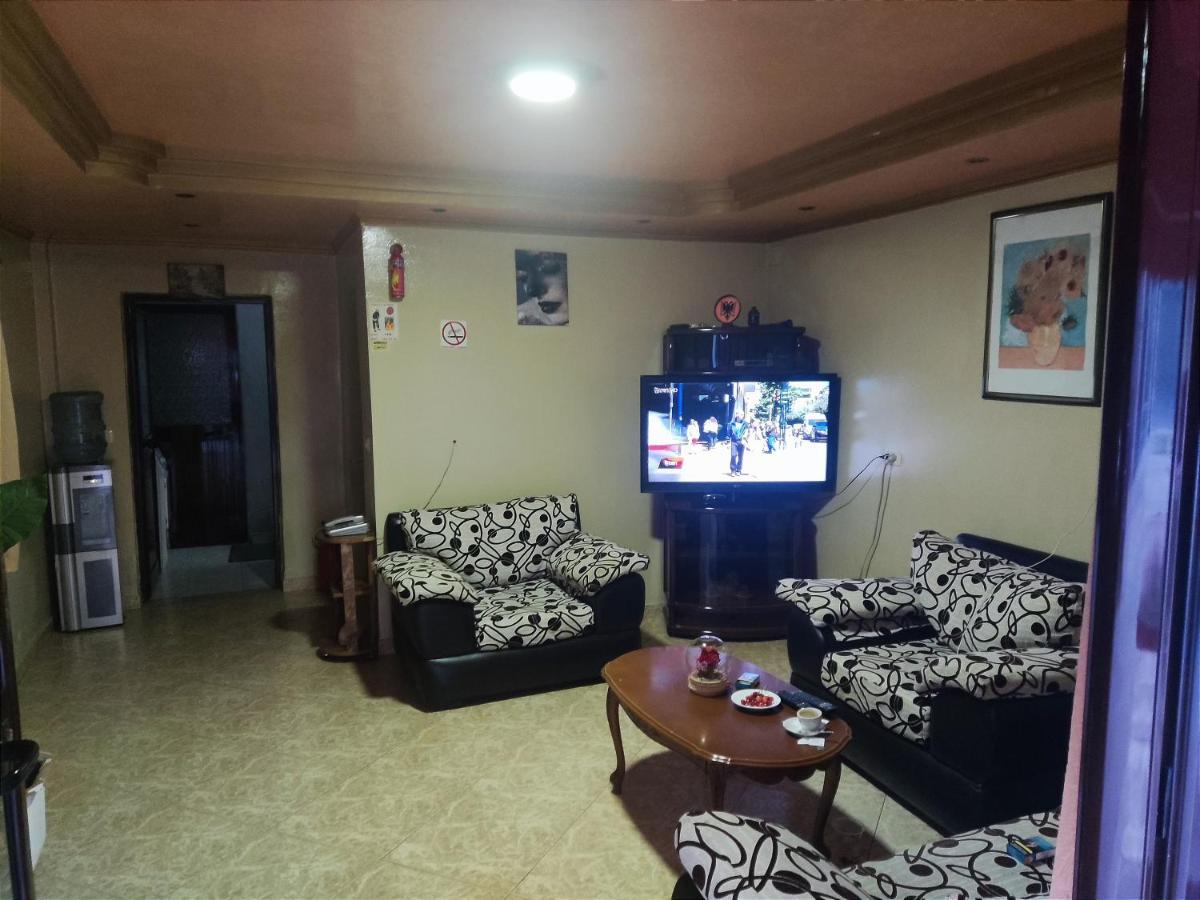 Dafina Hotel Tirana Bagian luar foto