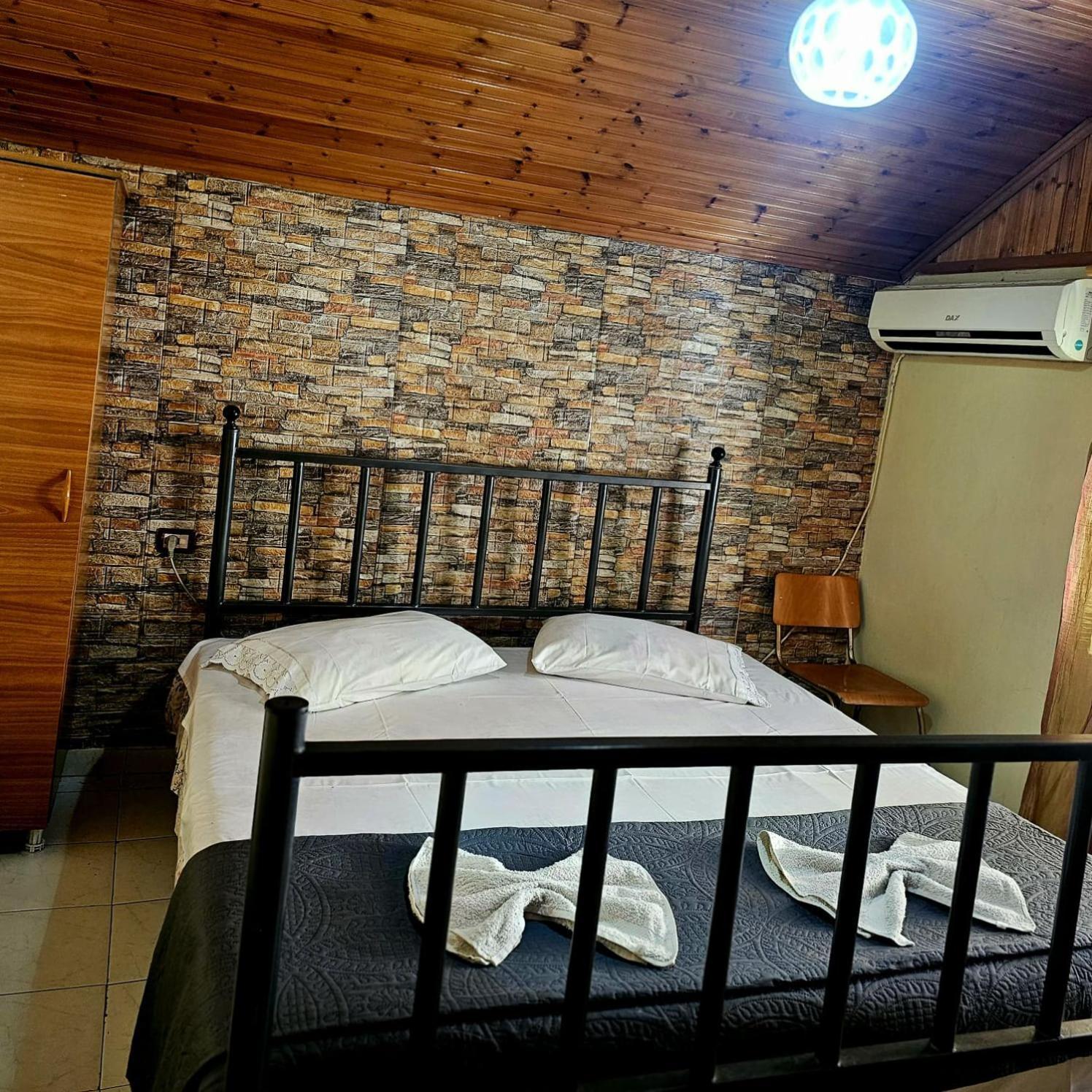 Dafina Hotel Tirana Bagian luar foto