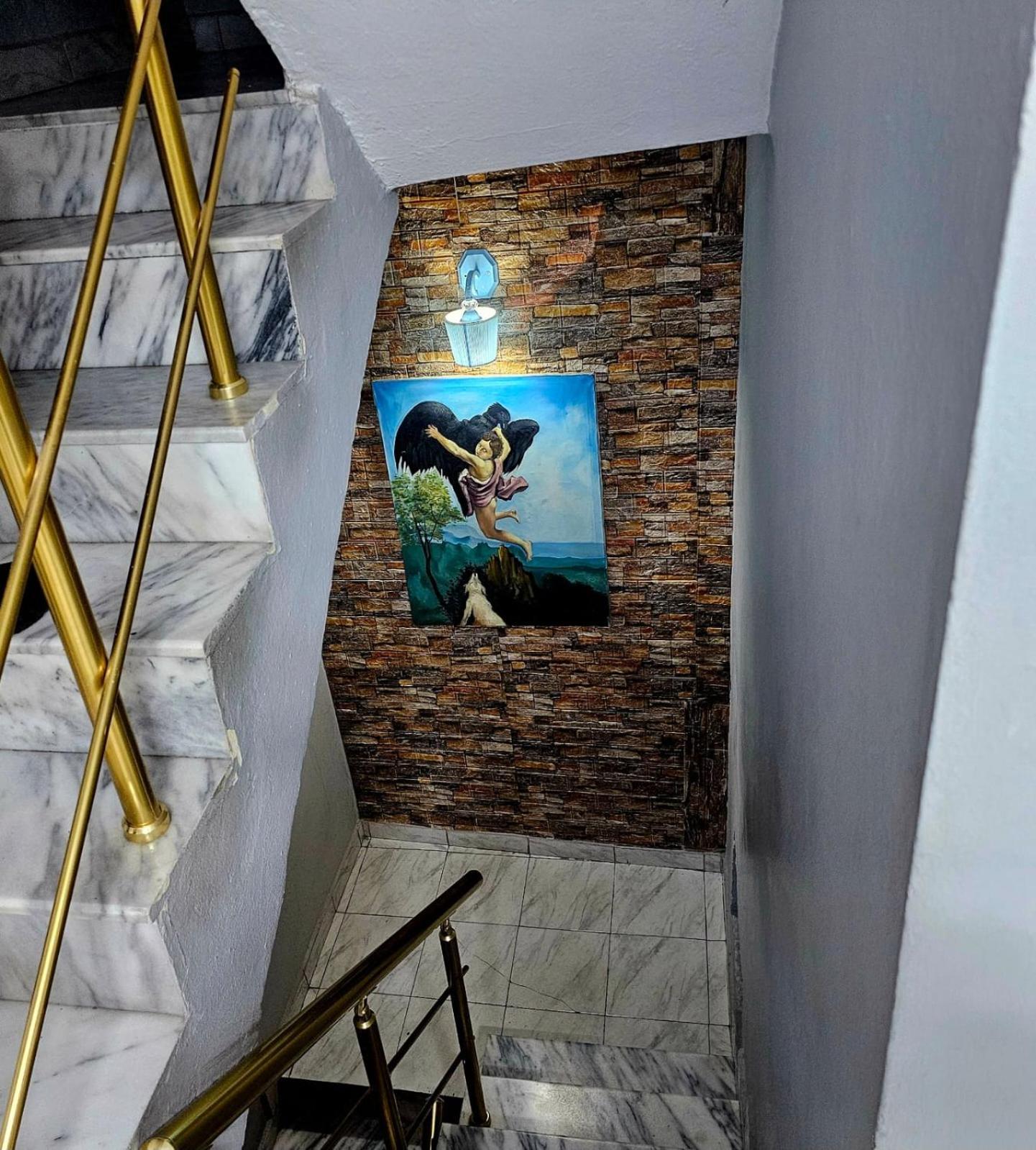 Dafina Hotel Tirana Bagian luar foto